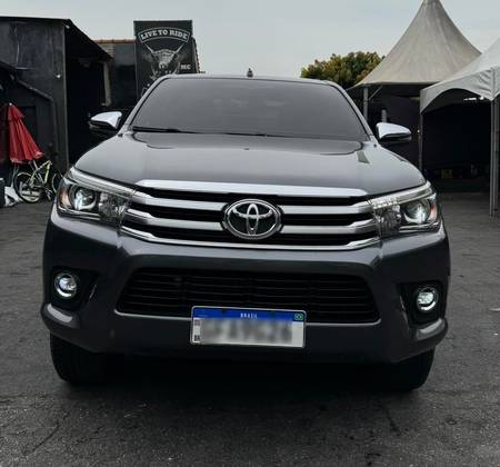 TOYOTA HILUX 2.8 SRX 4X4 CD 16V DIESEL 4P AUTOMÁTICO